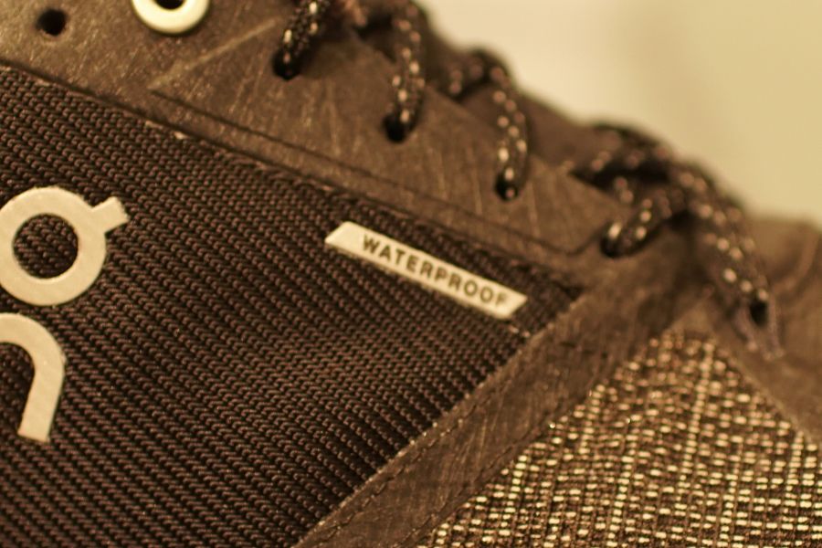 On Cloudflyer Waterproof(オン クラウドフライヤー ウォータープルーフ) 黒(ブラック) Black | Lunar