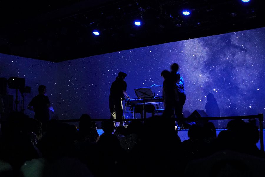 大塚愛 ライブ前 The STARRY LIVE by J-WAVE @ラフォーレミュージアム