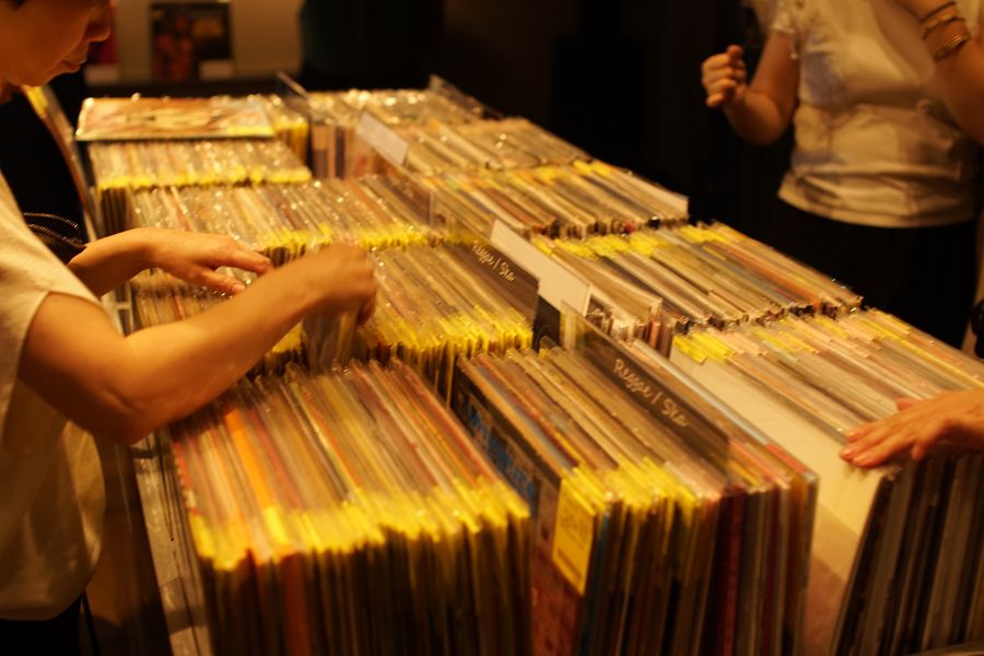 ginza paradise records powered by diskunion Ginza Sony Parkレコードショップ