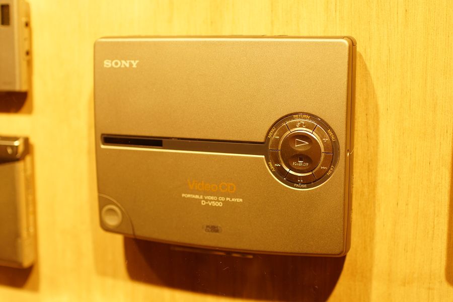 SONY D-V500 ソニー ポータブルビデオCDプレーヤー