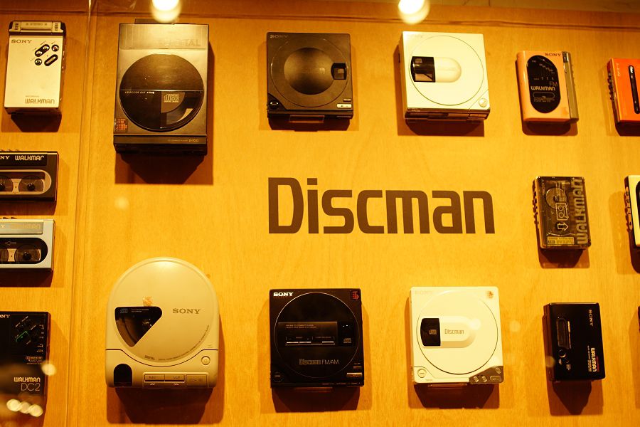 WALKMAN IN THE PARK Discman(ディスクマン) ロゴ