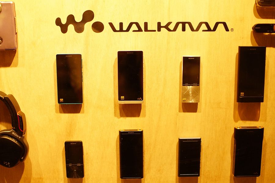 WALKMAN IN THE PARK WALKMAN(ウォークマン) ロゴ 3