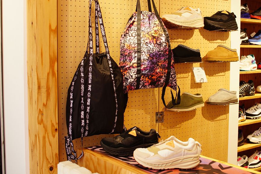 山男フットギア リニューアルオープン UGG(アグ) バッグ