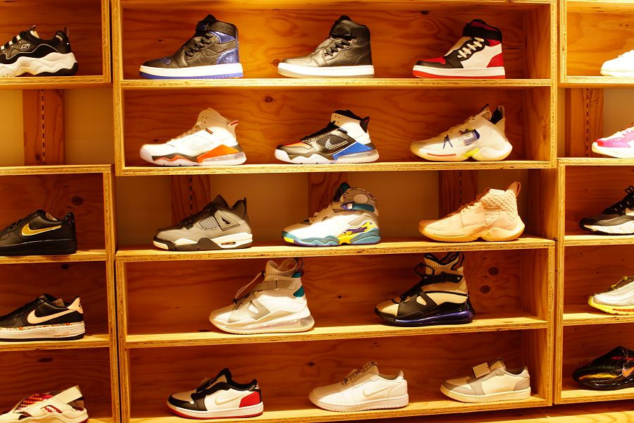 山男フットギア リニューアルオープン womens JORDAN (ウィメンズ ジョーダン)