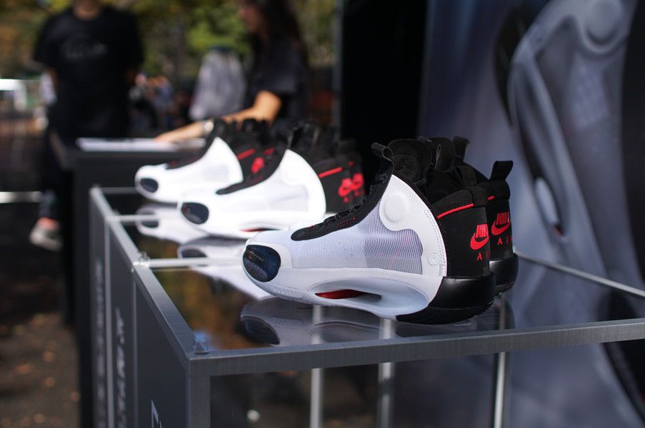 NIKE AIR JORDAN 34 (ナイキ エアジョーダン 34) 試着ブース