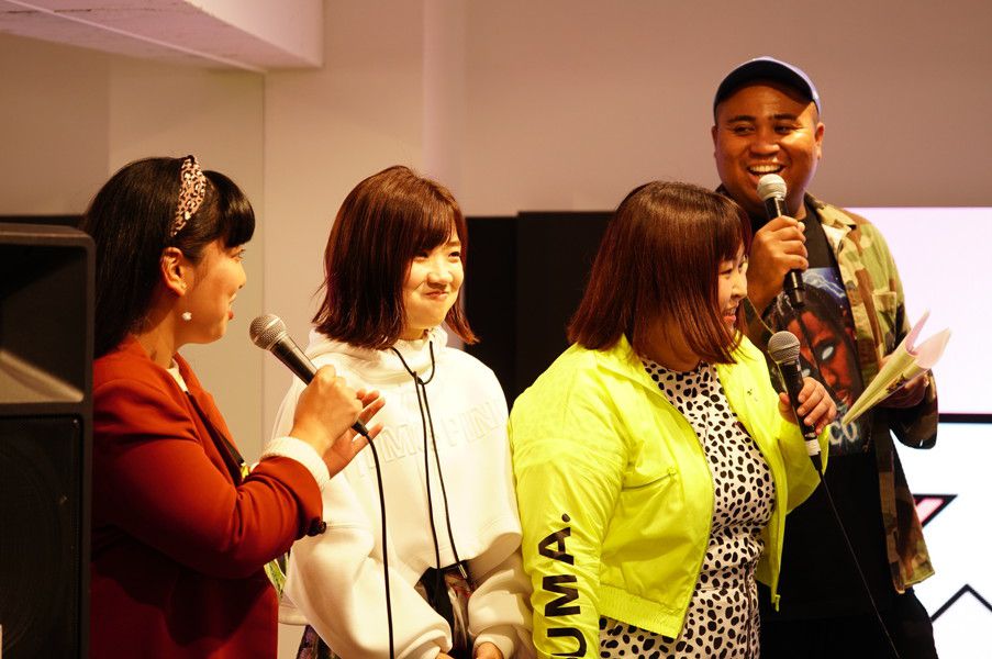 スニーカー 女子会 アトモス ピンク 3時のヒロイン アンソニー フラッグシップ 原宿 (atmos pink flagship Harajuku) レセプションパーティ