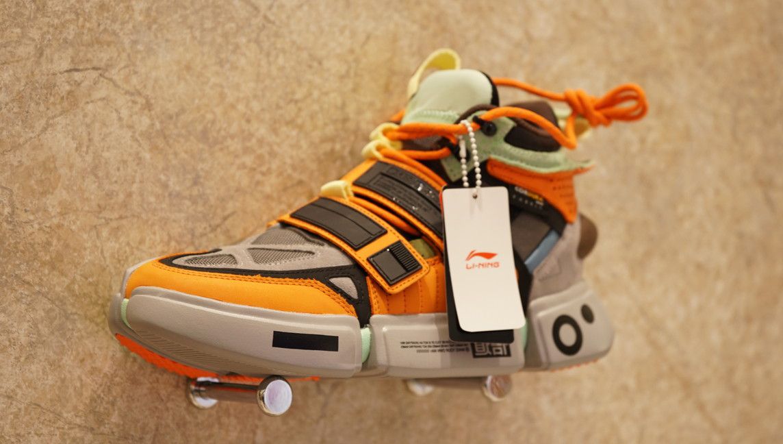 LI-NING(リーニン) ブース atmoscon(アトモスコン)