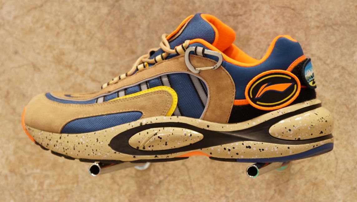 LI-NING(リーニン) ブース atmoscon(アトモスコン)