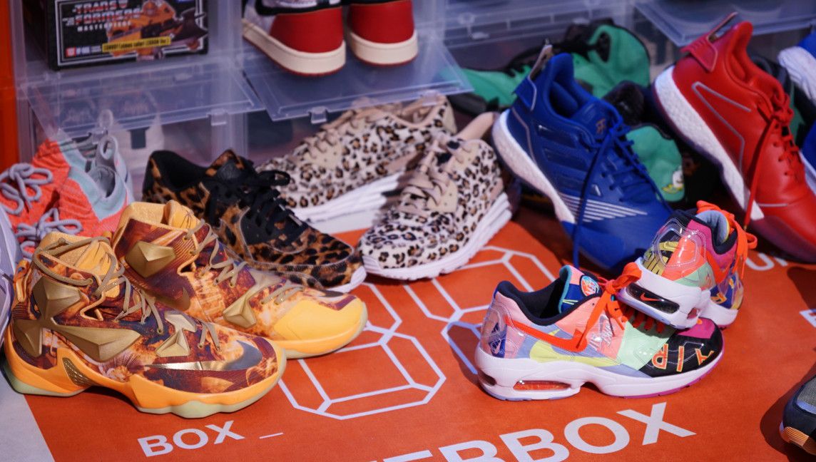 TOWERBOX(タワーボックス) ブース レアスニーカー