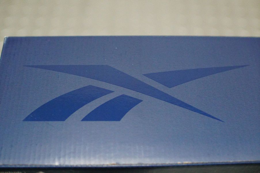 Reebok INSTAPUMP FURY BOOST prototype (リーボック インスタポンプ フューリー ブースト プロトタイプ) ボックス リーボック ロゴ