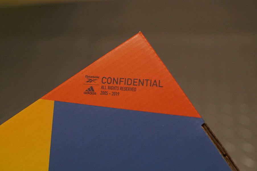 Reebok INSTAPUMP FURY BOOST prototype (リーボック インスタポンプ フューリー ブースト プロトタイプ) ボックス 内側 アディダス x リーボック ロゴ