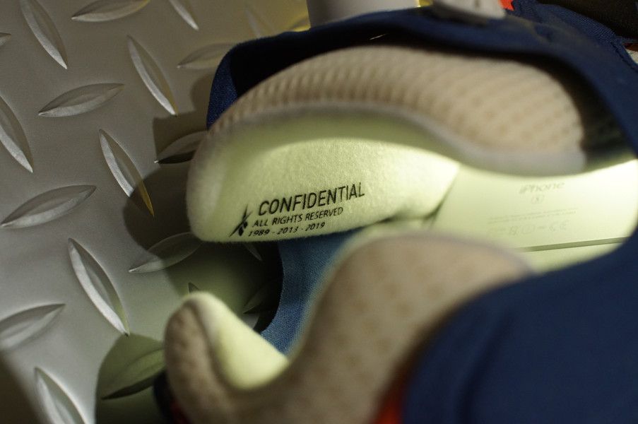 Reebok INSTAPUMP FURY BOOST prototype (リーボック インスタポンプ フューリー ブースト プロトタイプ) シュータン "CONFIDENTIAL" ロゴ