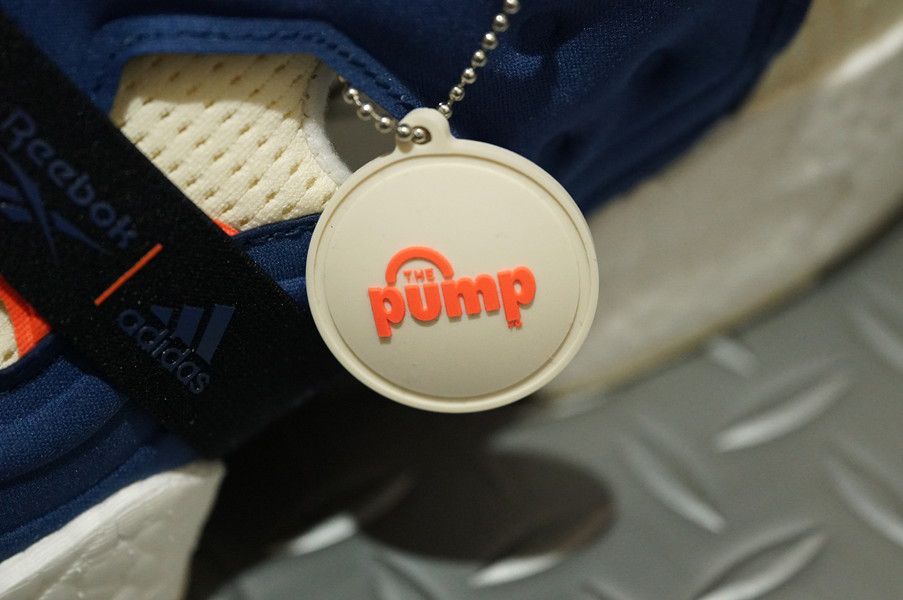 Reebok INSTAPUMP FURY BOOST prototype (リーボック インスタポンプ フューリー ブースト プロトタイプ) ULTRABOOST(ウルトラブースト) キーホルダー "PUMP" ロゴ