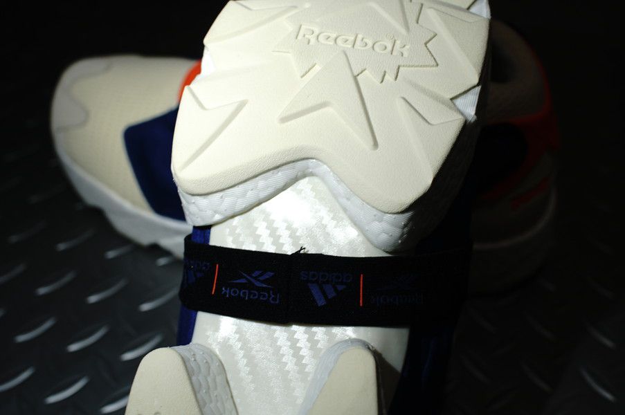 Reebok INSTAPUMP FURY BOOST prototype (リーボック インスタポンプ フューリー ブースト プロトタイプ) ULTRABOOST(ウルトラブースト) カーボンシャンク