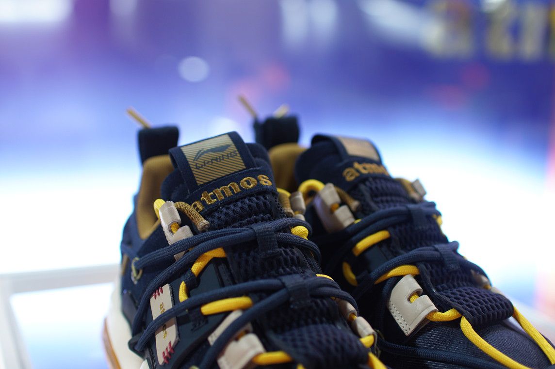 LI-NING TITAN for atmos(リーニン タイタン アトモス) ネイビー