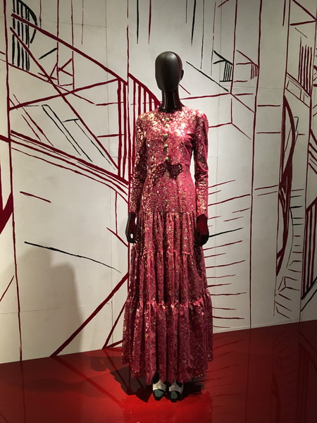 シャネル マドモアゼル プリヴェ展 天王洲アイル CHANEL MADENOISELLE PRIVE 赤 レッド