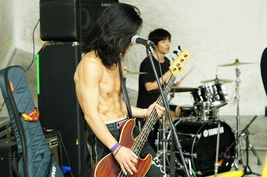 NIKE sbdojo FPAR DUNK 「WILD RIDERS 2019」ライブ Cocobat(ココバット)