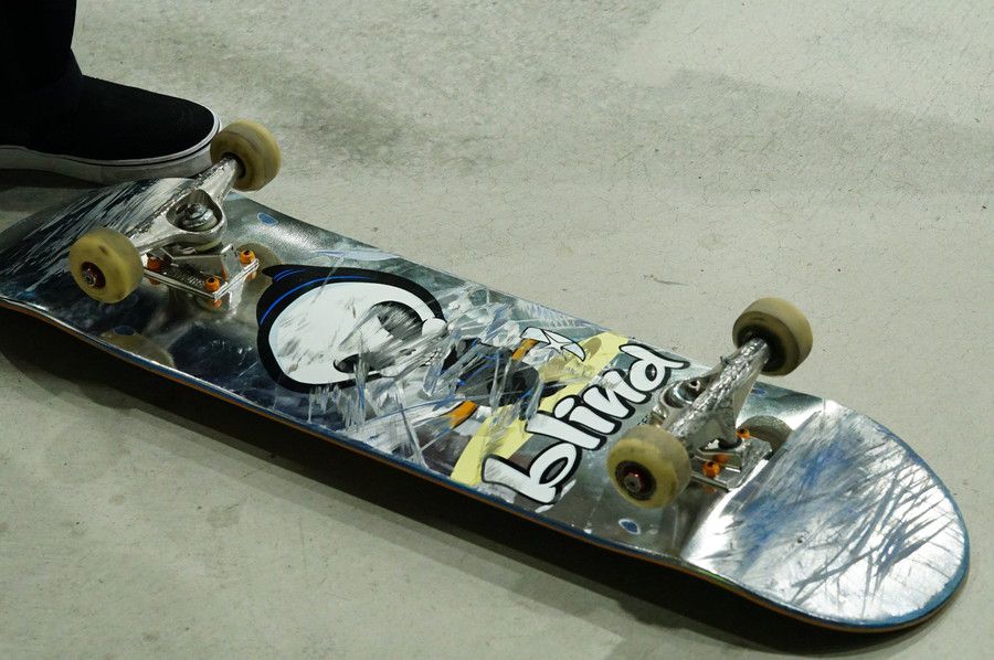 NIKE sbdojo FPAR DUNK 「WILD RIDERS 2019」使い込まれたボード