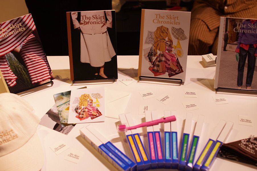 ザ・スカート クロニクル (The Skirt Clonicles)