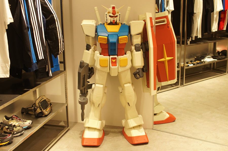 BAIT(ベイト) 渋谷パルコ/PARCO ガンダム 巨大フィギュア