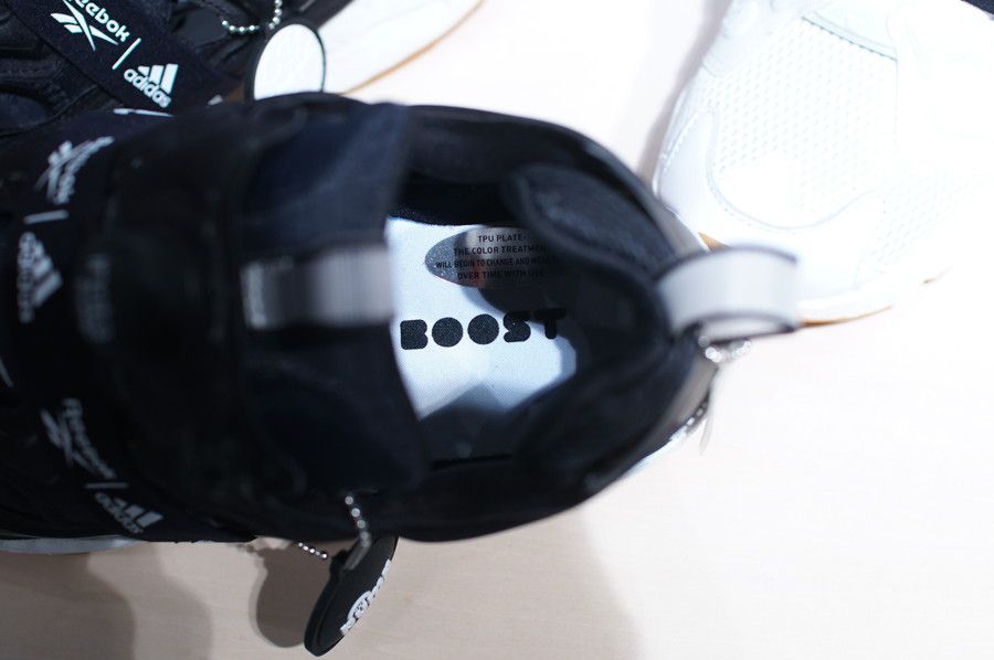 インスタポンプ フューリー ブースト(Instapump Fury Boost) ブラック&ホワイト Black & White 黒/ブラック インソール