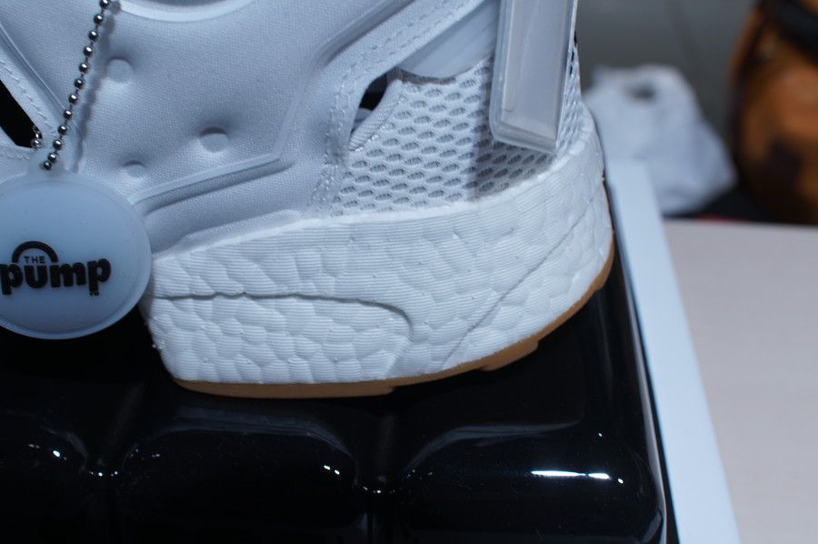 インスタポンプ フューリー ブースト(Instapump Fury Boost) ブラック&ホワイト Black & White 白/ホワイト ブーストフォーム ミッドソール