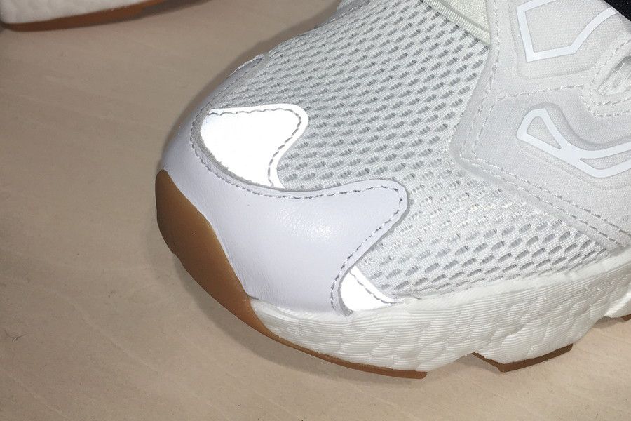 インスタポンプ フューリー ブースト(Instapump Fury Boost) ブラック&ホワイト Black & White 白/ホワイト アッパー リフレクター