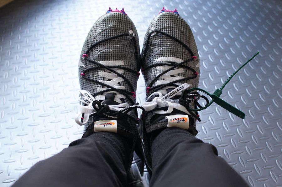 オフホワイト x ナイキ ヴェイパー ストリート OFF-WHITE x NIKE VAPOR STREET ブラック CD8178-001 着用画像