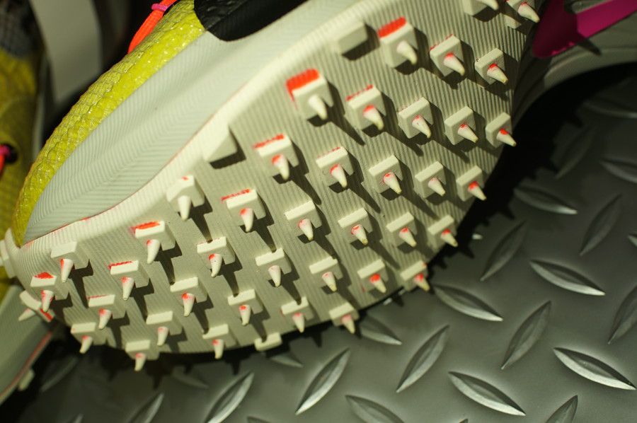 オフホワイト x ナイキ ヴェイパー ストリート OFF-WHITE x NIKE VAPOR STREET イエロー CD8178-700 アウトソール