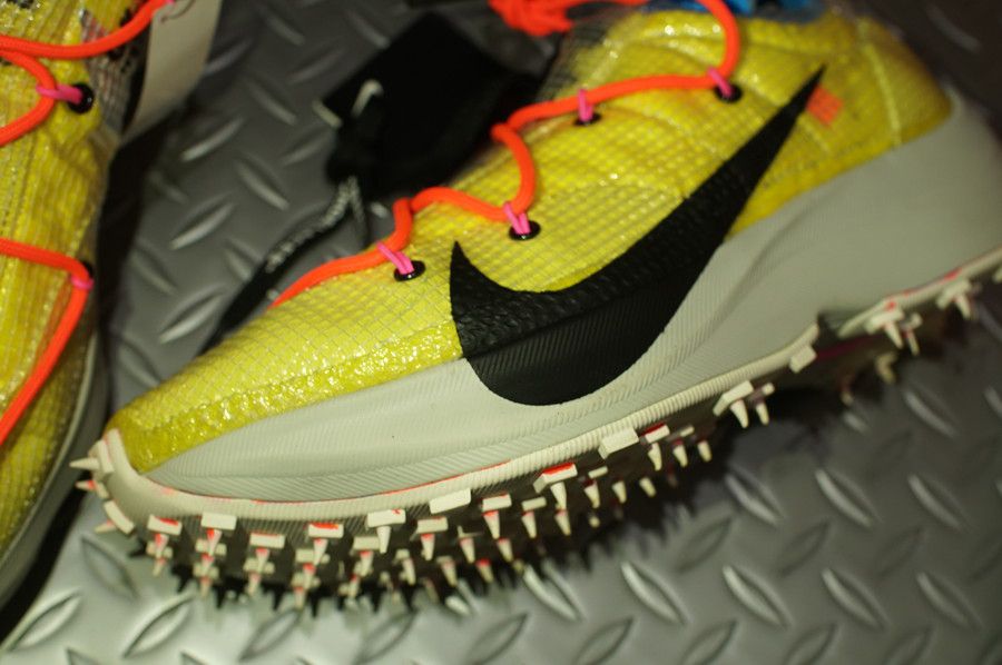 オフホワイト x ナイキ ヴェイパー ストリート OFF-WHITE x NIKE VAPOR STREET イエロー CD8178-700 アウトソール