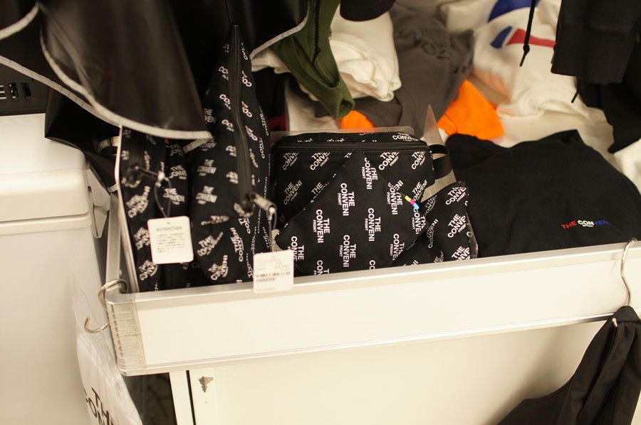 ザ コンビニ(THE CONVENI) ポーチ アクセサリー類