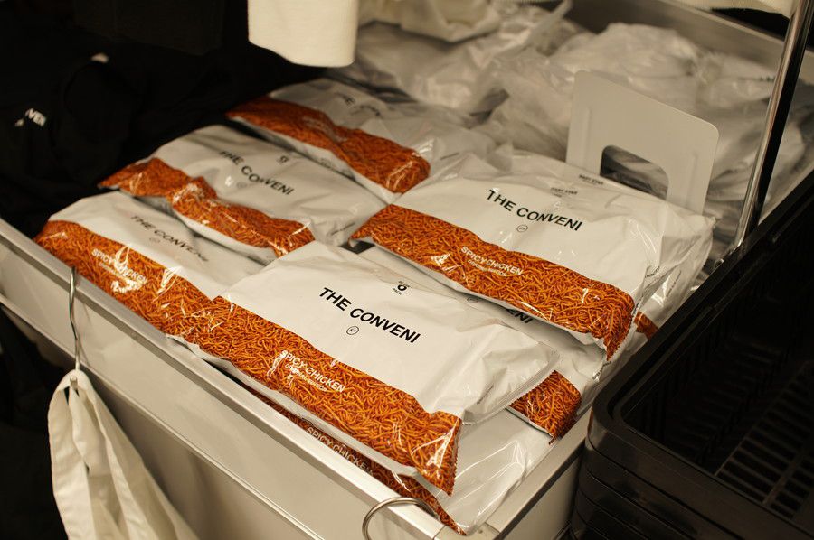 ザ コンビニ(THE CONVENI) お菓子・ドリンク