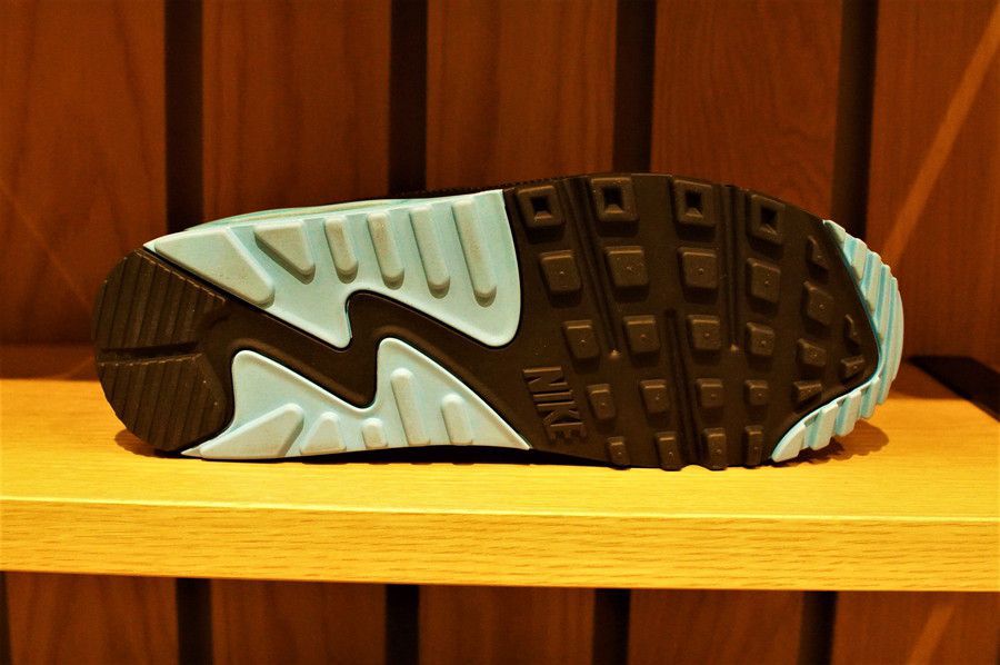 エアマックス90 アンディフィーテッド AIR MAX 90 UNDEFEATED ブラック/ブルー 黒/青 ソール