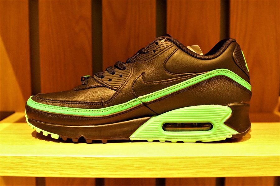 AIR MAX 90 UNDEFEATED 8色で再構築された名作！ – SONAR TOKYO