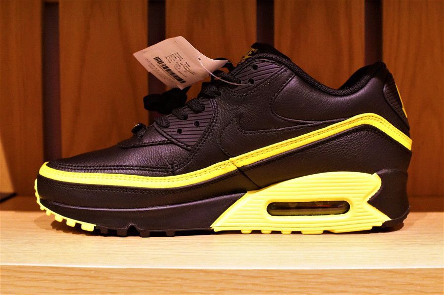 NIKE AIRMAX90 undefeated 黒×黄 us9.5 27.5