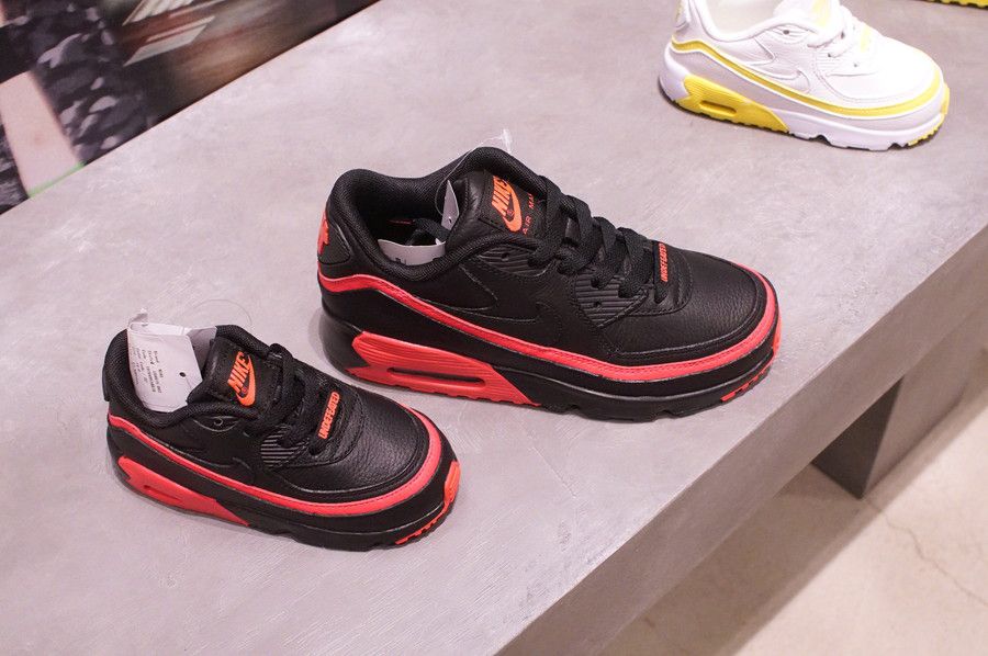 エアマックス90 アンディフィーテッド AIR MAX 90 UNDEFEATED ベビーサイズ キッズサイズ