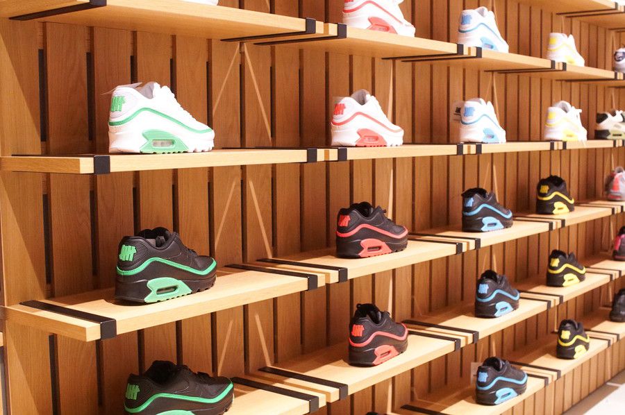 AIR MAX 90 UNDEFEATED 8色で再構築された名作！ – SONAR TOKYO