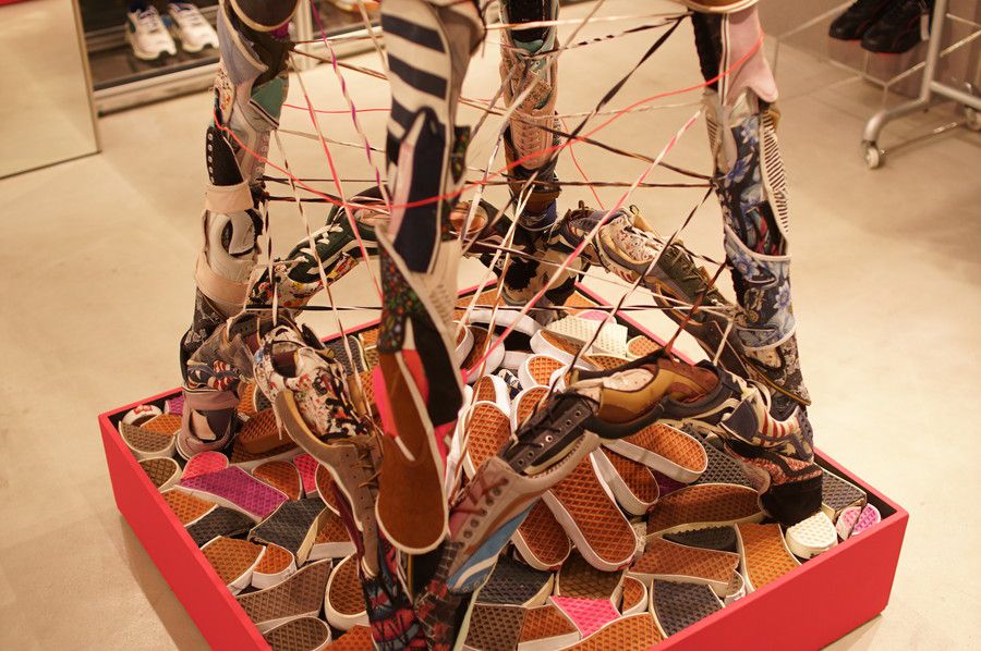 BILLY'S ENT HARAJUKU (ビリーズ エンター 原宿) 店内2F VANS アート