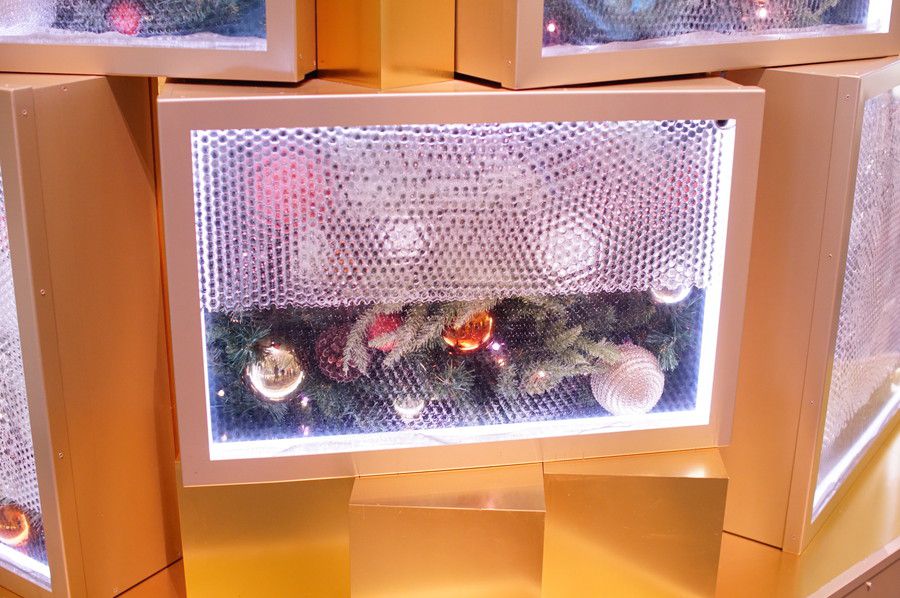 表参道ヒルズ クリスマスツリー ブリリアント アクアツリー