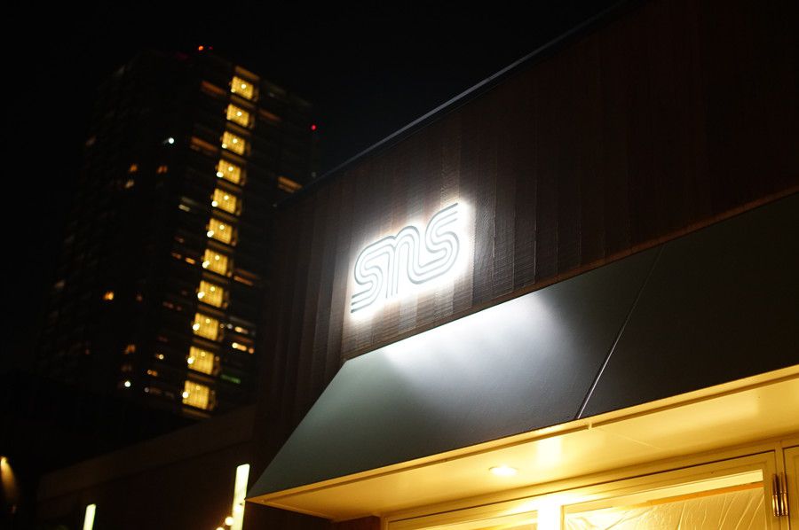 Sneakersnsuff SNS オープン前 カフェ