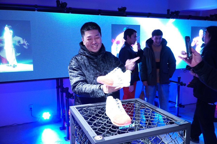 ミタスニーカーズ 国井栄之氏 ゲルライト3