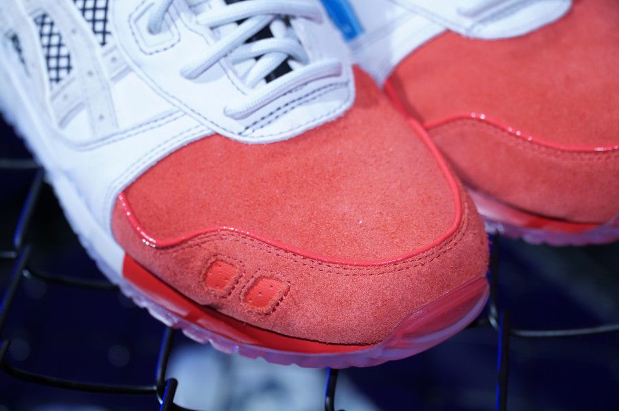 ミタスニーカーズ ASICS GEL-LYTE 3 (アシックス ゲルライト 3) 三ツ井滋之 × 国井栄之TRICO 2020 30周年 トゥ部分