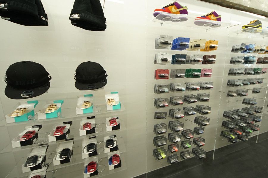 KIXSIX(キックスシックス) 吉祥寺 店内