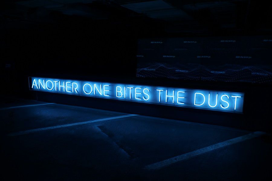 QUEEN ANOTHER ONE BITES THE DUST (ナザーワンバイツザダスト)