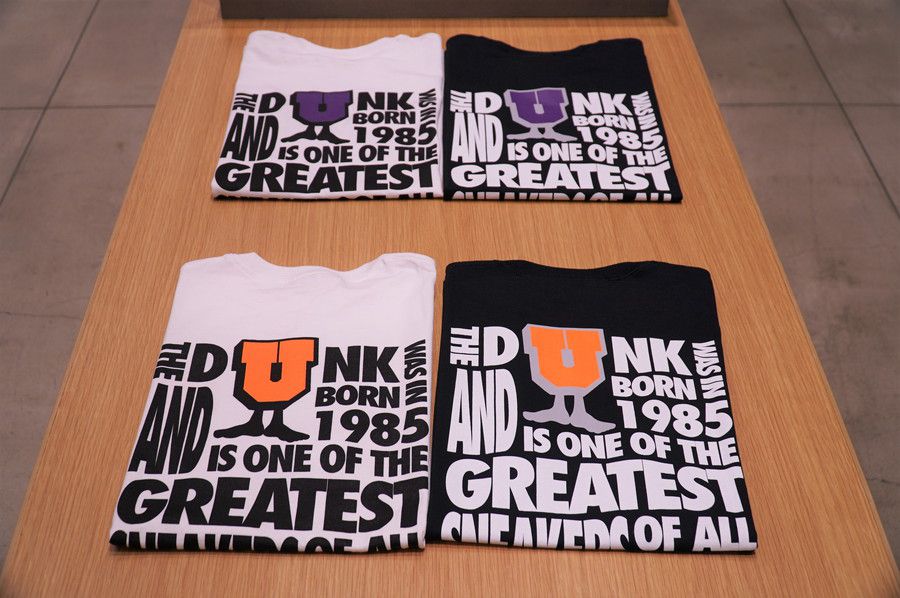 UNDEFEATED BORN IN 1985 SS TEE アンディフィーテッド Tシャツ