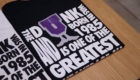 UNDEFEATED BORN IN 1985 SS TEE アンディフィーテッド Tシャツ