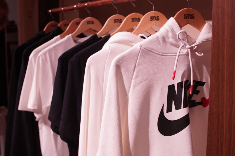 NIKE VALENTIN PACK ナイキ バレンタインパック 関連アパレル