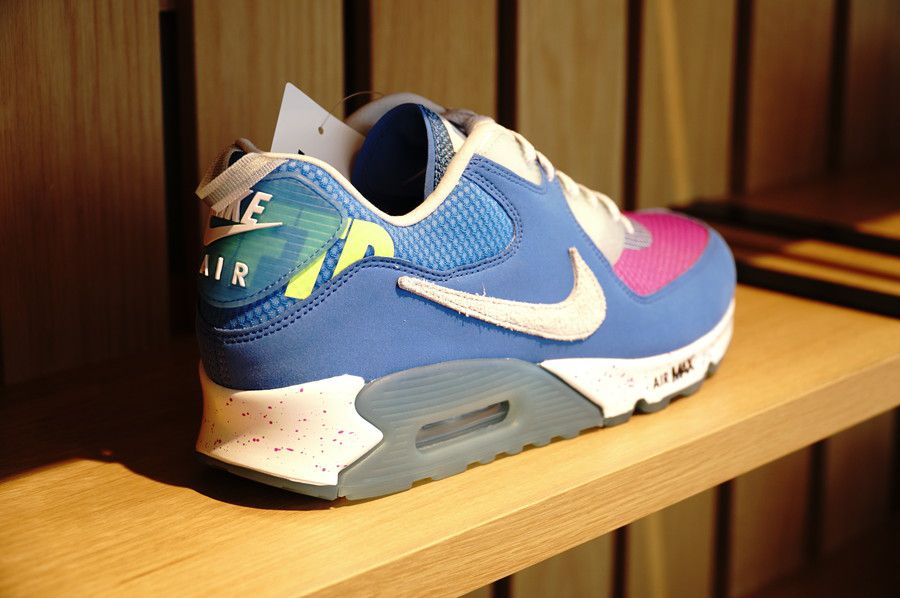 エアマックス90 アンディフィーテッド ブルー AIRMAX 90 UNDEFEATED "Pacific Blue"
