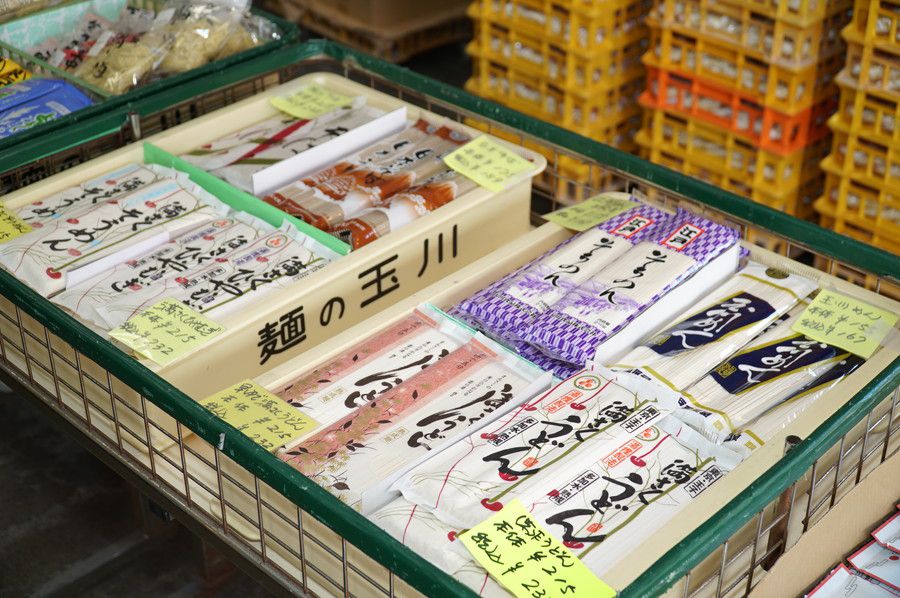 江戸玉川屋 直売店 店内