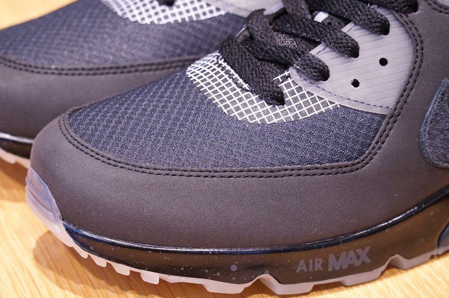 UNDEFEATED x NIKE AIRMAX 90 "anthracite" アンディフィーテッド ナイキ エアマックス90 アンスラサイト ブラック オーバーレイ 格子 メッシュアッパー